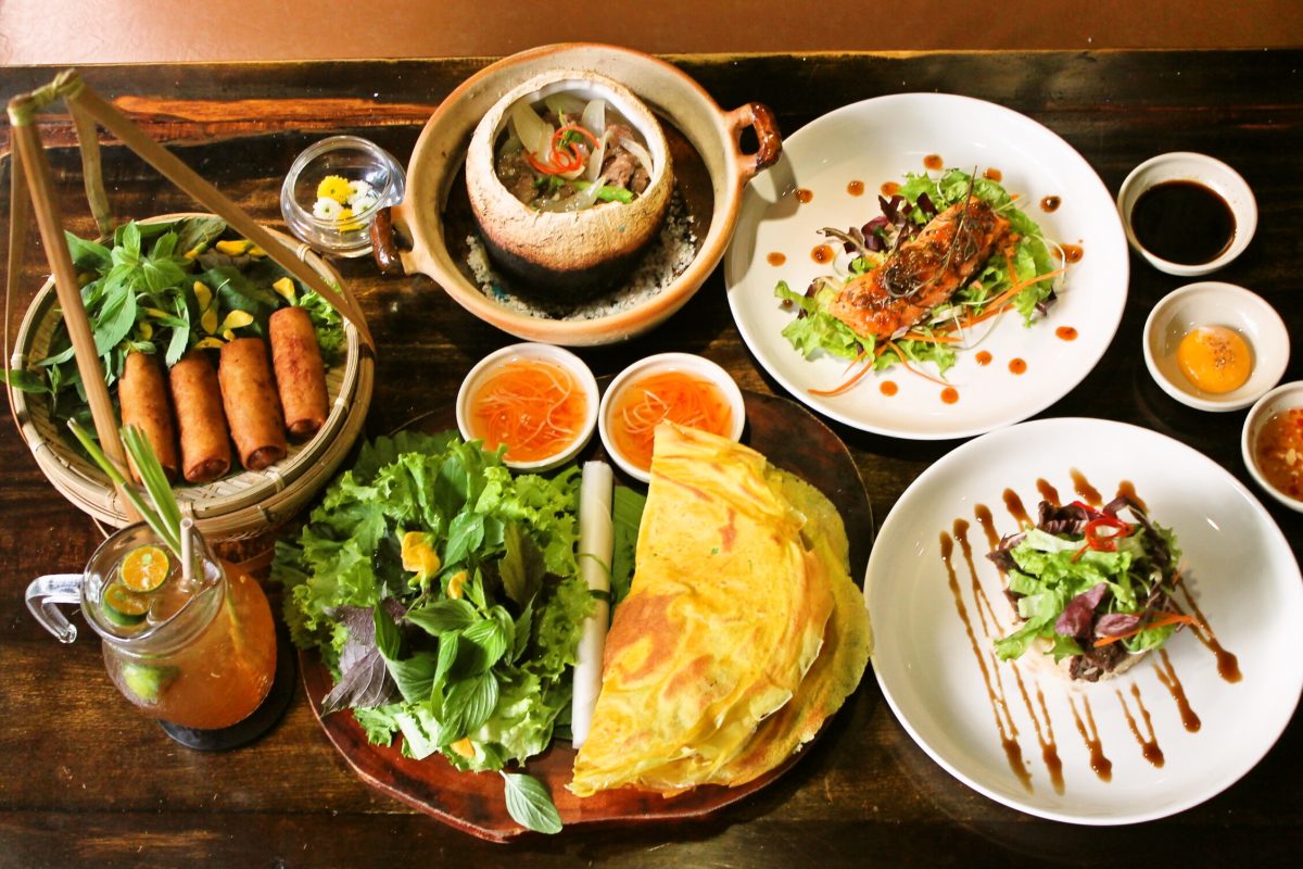 ホーチミン セットメニューに飲み放題も 仲間と訪れたいベトナム料理店 Eleven Restaurant Vetter ベトナム 在住日本人向けメディア