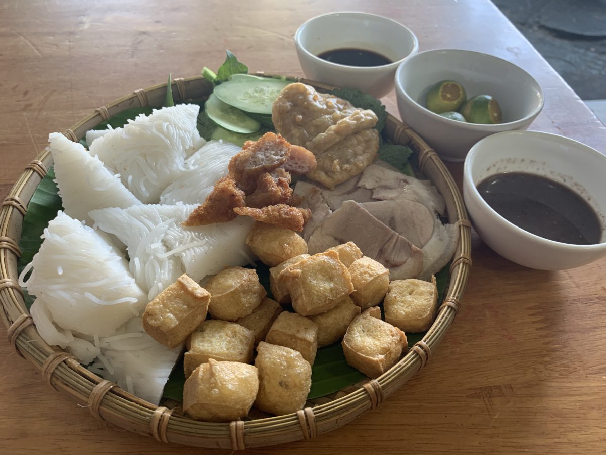 【2020年】ベトナムのBún(米麺)ブンを使った麺料理8選!ベトナム人が好むブン料理はこれだ! #ベトナム料理 #ローカルフード100選 ...