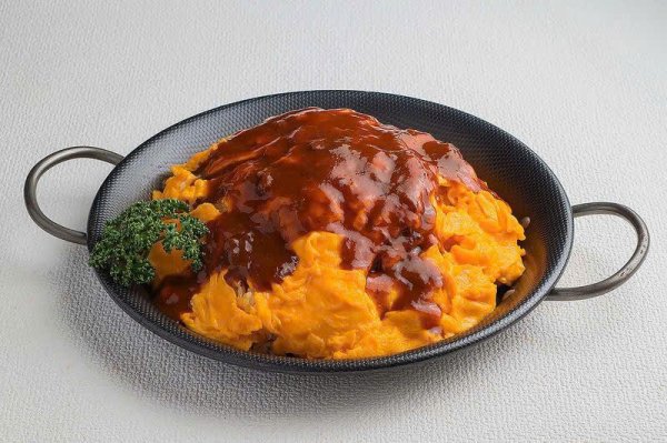 デカ盛りオムライス