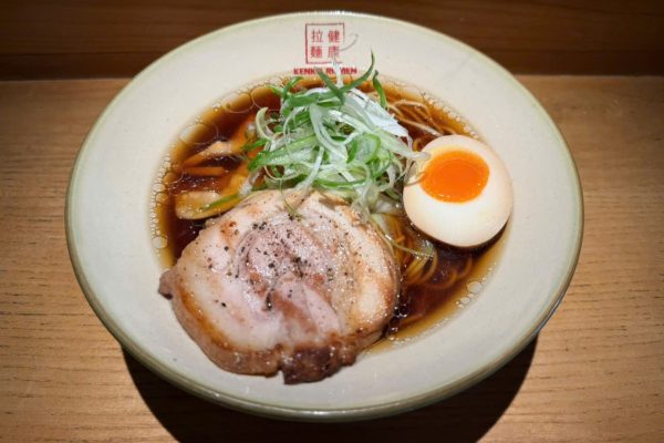 KENKO RAMENの醤油ラーメン_キンマー